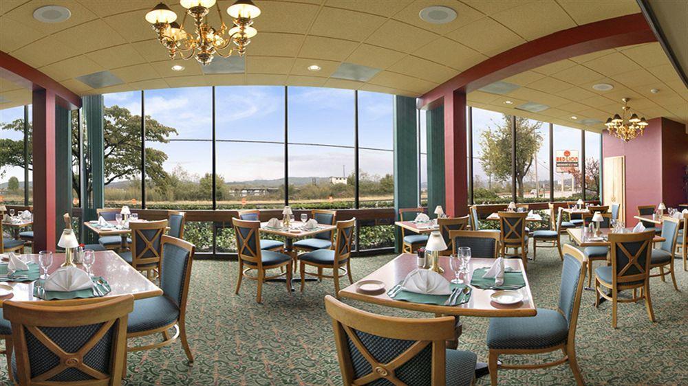 Red Lion Hotel Coos Bay Dış mekan fotoğraf